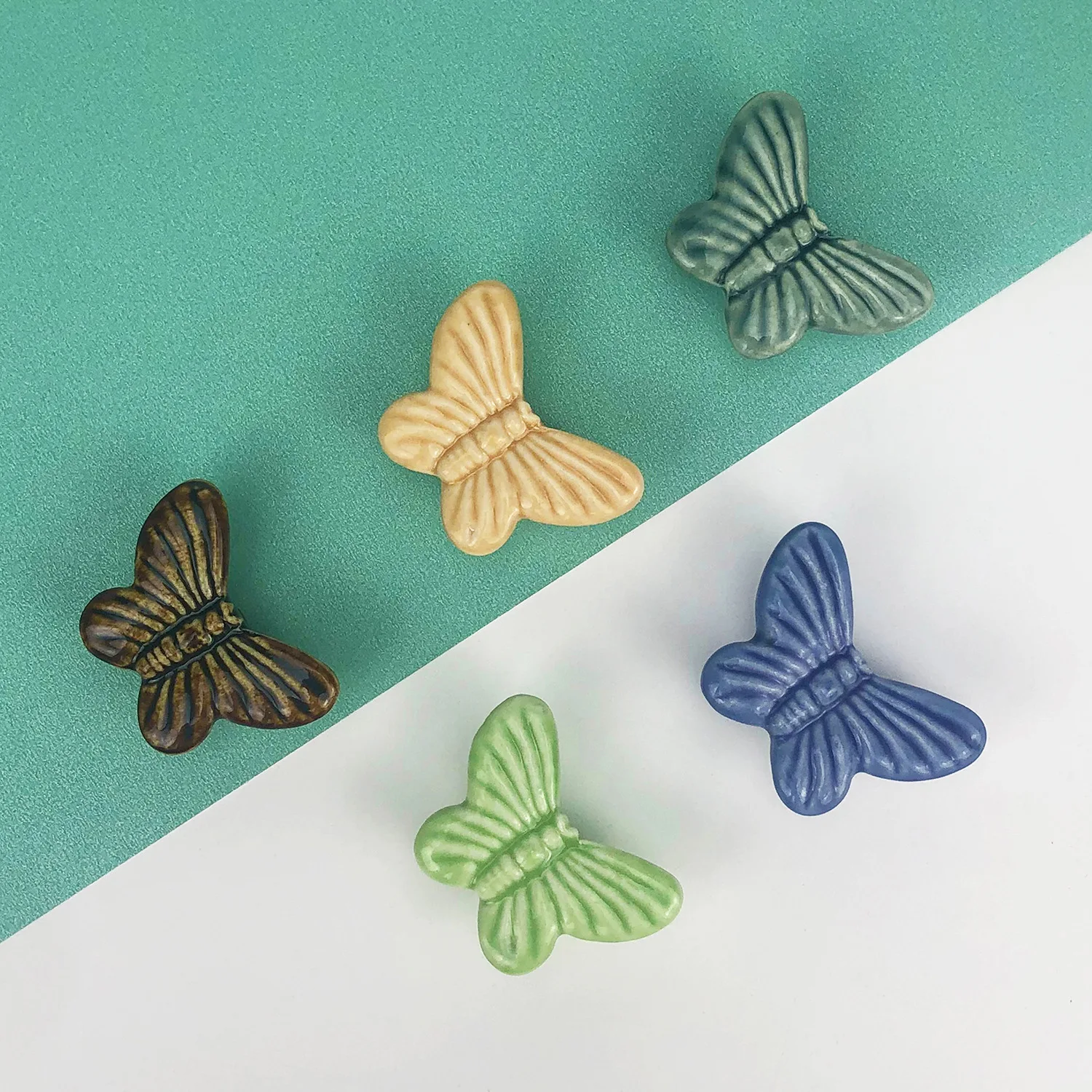 Fine Lovely Butterfly Ceramic  - огляд і ціна Furniture Hardware Paint